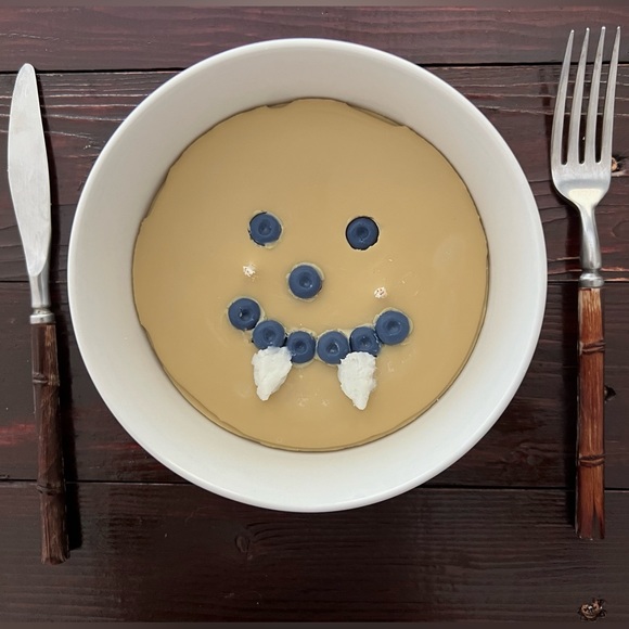 Damon Pancake Candle - Picture 1 of 2